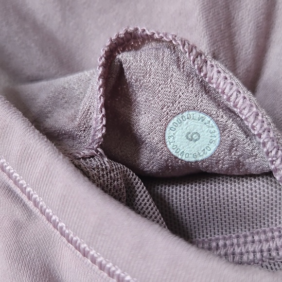 Lululemon Sports Bra, Size 6 - Picture 3 of 3